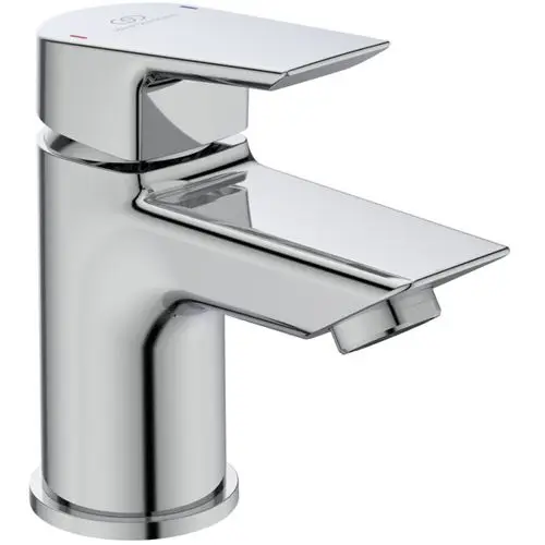 Waschtischarmatur aus Chrom von Ideal Standard mit flachem Griff und seitlichem Auslauf. Einfaches Design, geeignet für moderne Badgestaltung.